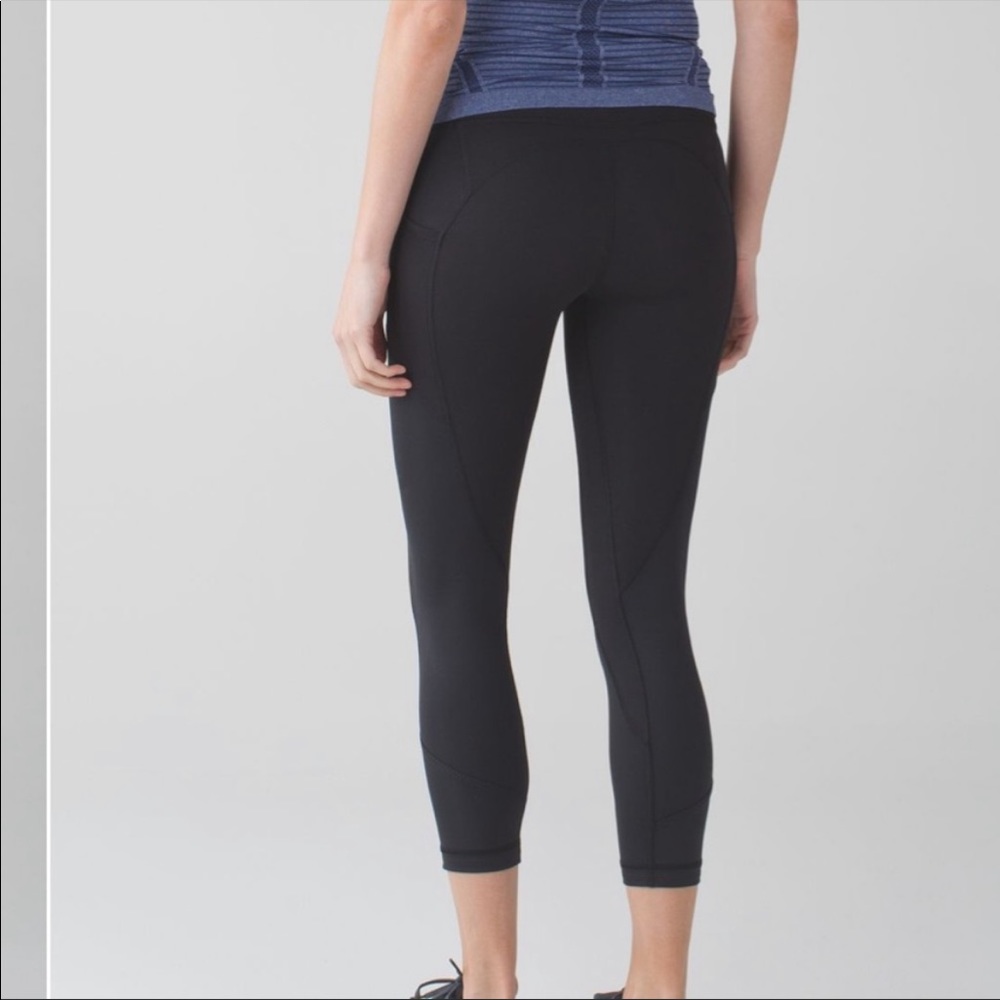 Lululemon All The Right Places Crop II